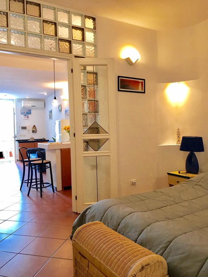 Ponza Holiday Homes - Porto Екстериор снимка